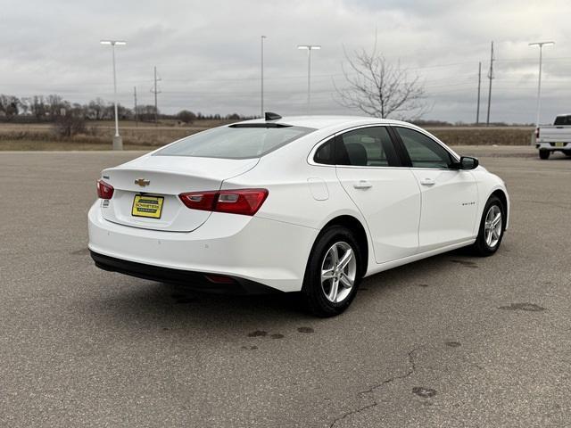 new 2025 Chevrolet Malibu car, priced at $26,995