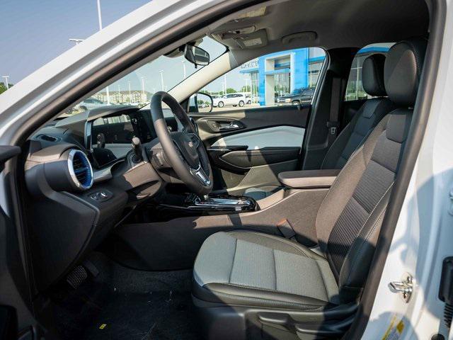 new 2025 Chevrolet Trax car, priced at $22,221