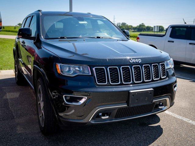 used 2018 Jeep Grand Cherokee car, priced at $17,999