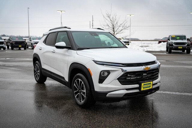 new 2025 Chevrolet TrailBlazer car, priced at $29,080