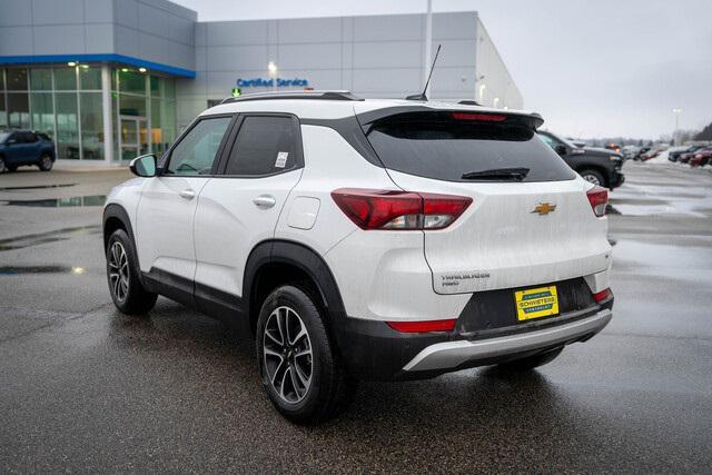 new 2025 Chevrolet TrailBlazer car, priced at $29,080