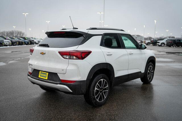 new 2025 Chevrolet TrailBlazer car, priced at $29,080