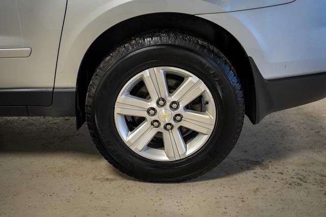 used 2014 Chevrolet Traverse car, priced at $7,396