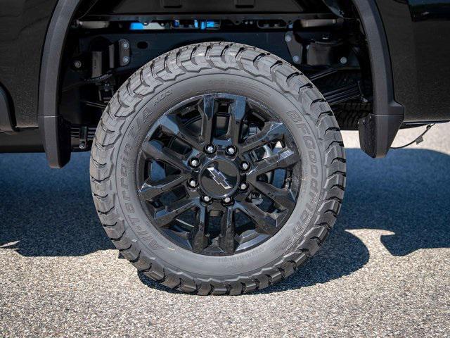 new 2025 Chevrolet Silverado 3500 car, priced at $60,272