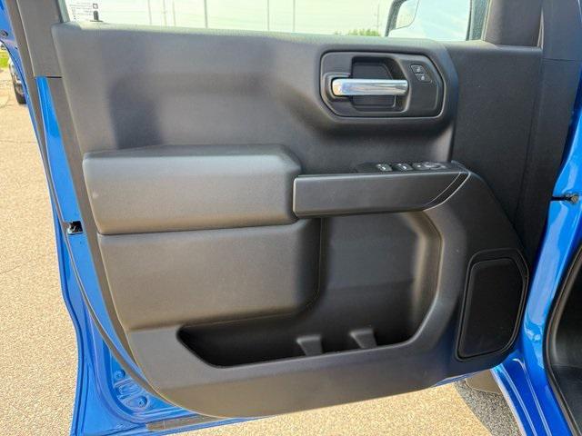 new 2025 Chevrolet Silverado 1500 car, priced at $43,915