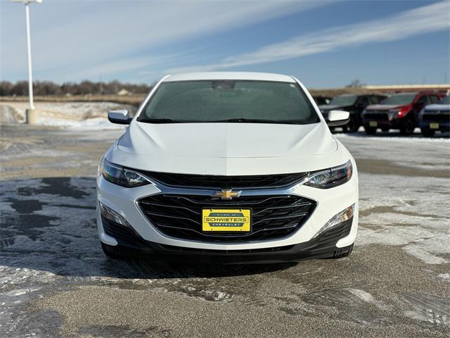 new 2025 Chevrolet Malibu car, priced at $29,295