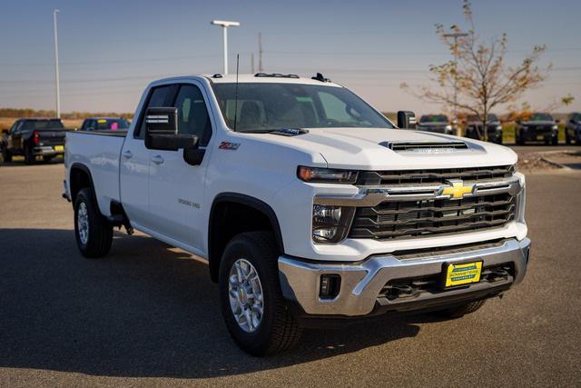 new 2025 Chevrolet Silverado 3500 car, priced at $66,700