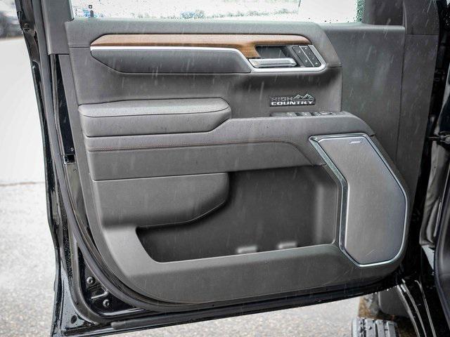 new 2025 Chevrolet Silverado 1500 car, priced at $67,665