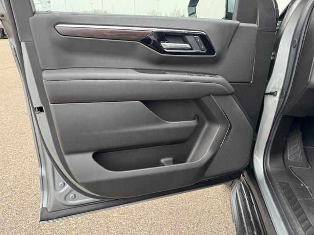 new 2026 Chevrolet Suburban car, priced at $66,948