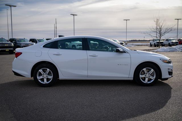 new 2025 Chevrolet Malibu car, priced at $26,995