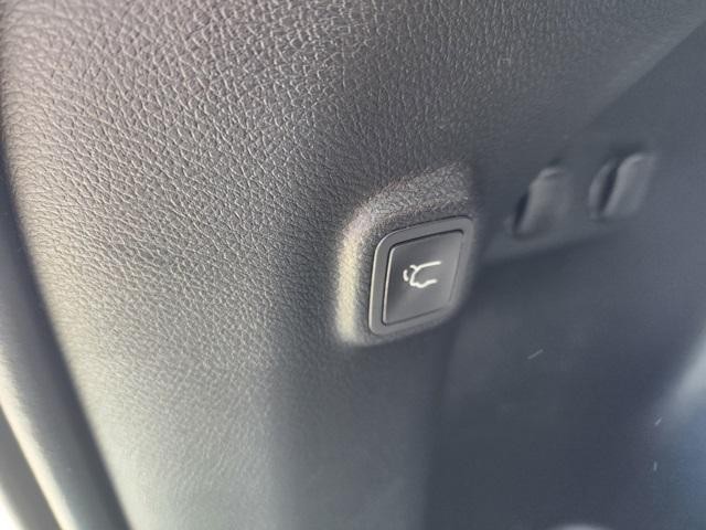 used 2020 Jeep Cherokee car, priced at $16,500
