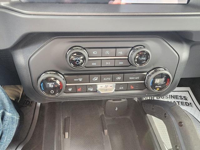 new 2025 Ford Bronco car, priced at $60,904