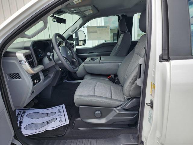 new 2025 Ford F-250 car, priced at $68,325