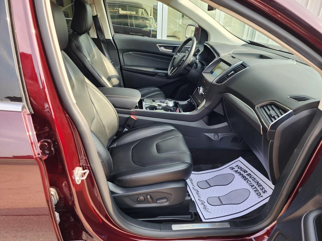 used 2020 Ford Edge car, priced at $24,900