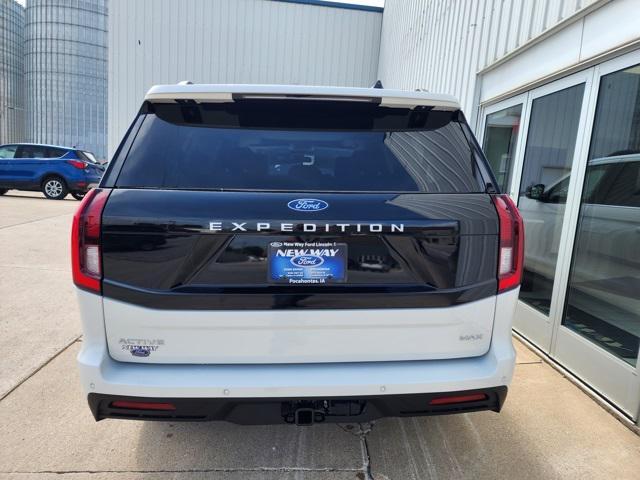 new 2025 Ford Expedition Max car, priced at $79,165