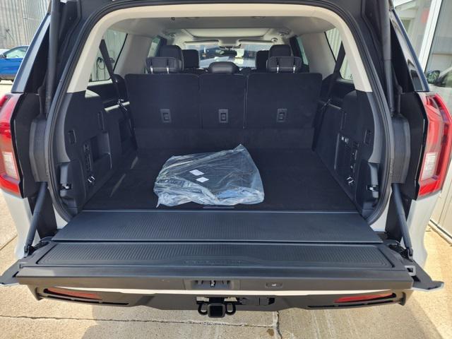 new 2025 Ford Expedition Max car, priced at $79,165