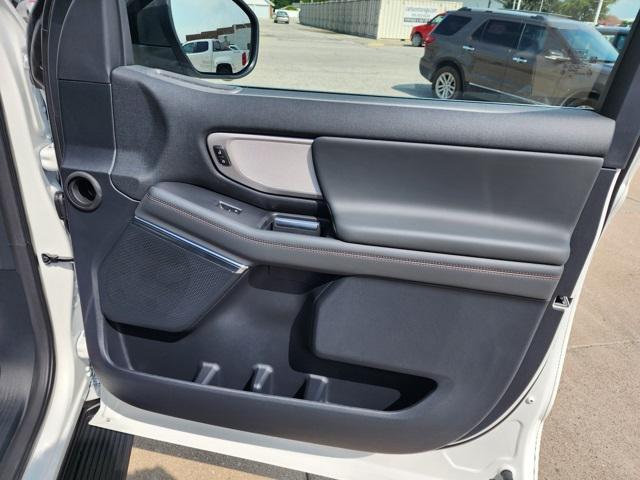 new 2025 Ford Expedition Max car, priced at $79,165