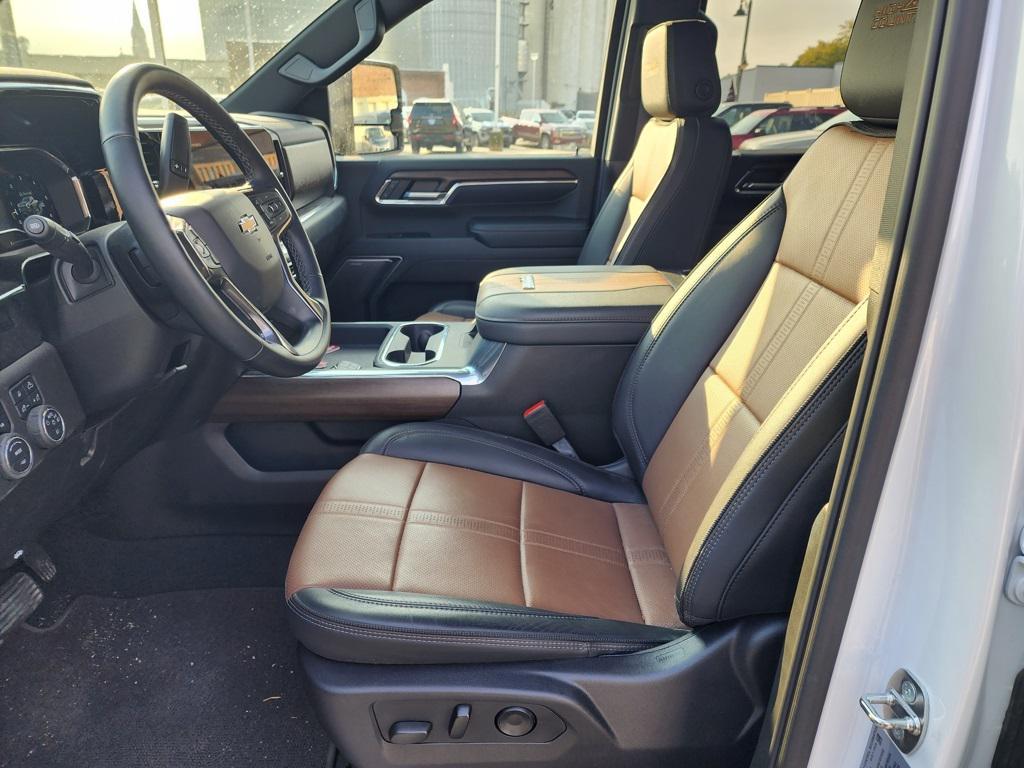 used 2024 Chevrolet Silverado 2500 car, priced at $64,900