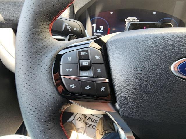 new 2025 Ford Explorer car, priced at $57,913