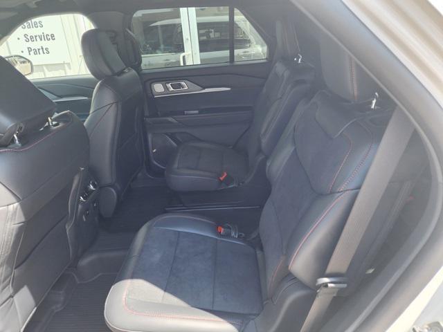 new 2025 Ford Explorer car, priced at $57,913