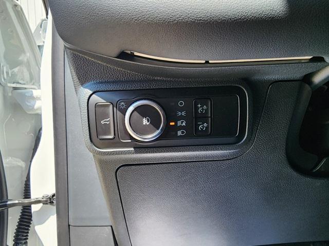 new 2025 Ford Explorer car, priced at $57,913