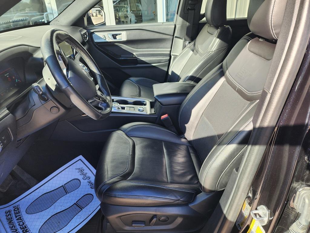 used 2022 Ford Explorer car, priced at $37,900