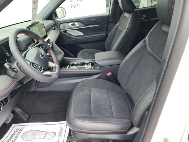 new 2025 Ford Explorer car, priced at $57,736