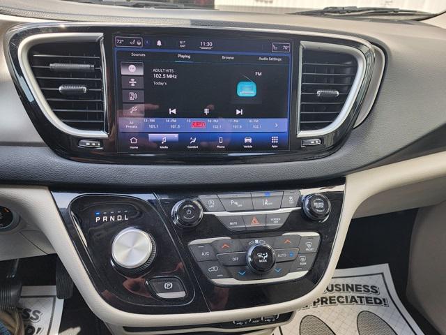 used 2021 Chrysler Pacifica car, priced at $20,900