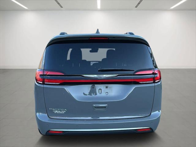 used 2022 Chrysler Pacifica car, priced at $23,919