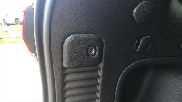 used 2022 Jeep Grand Cherokee car, priced at $33,740