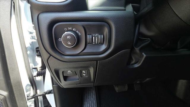 new 2025 Ram 1500 car, priced at $55,672