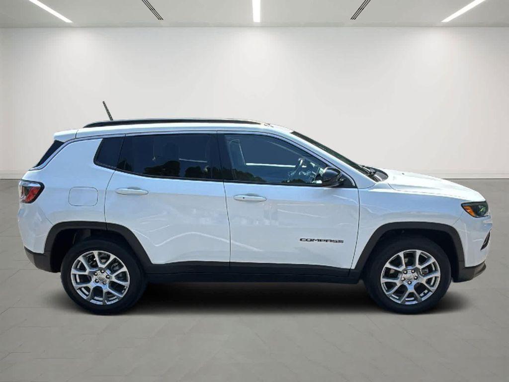 used 2022 Jeep Compass car, priced at $25,990