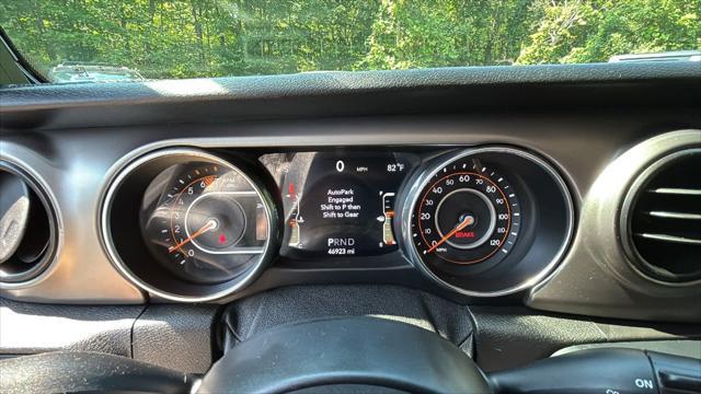 used 2019 Jeep Wrangler Unlimited car, priced at $27,998
