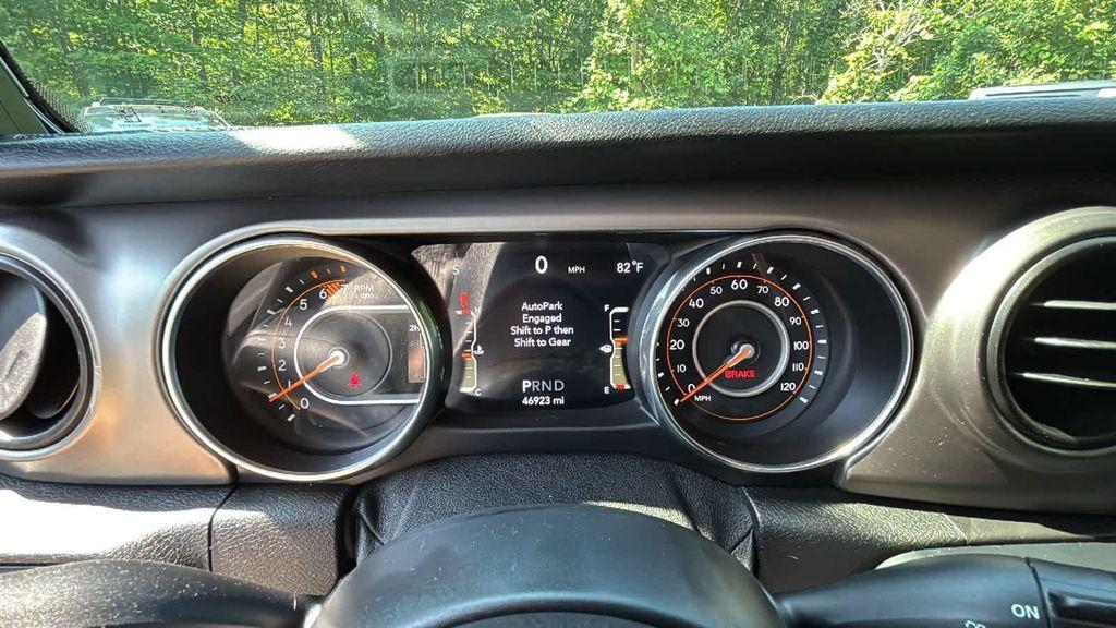 used 2019 Jeep Wrangler Unlimited car, priced at $25,839