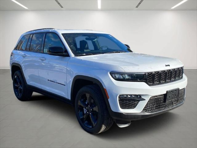 new 2024 Jeep Grand Cherokee car, priced at $52,058