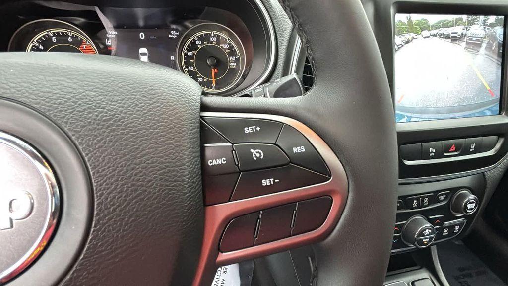 used 2022 Jeep Cherokee car, priced at $26,477