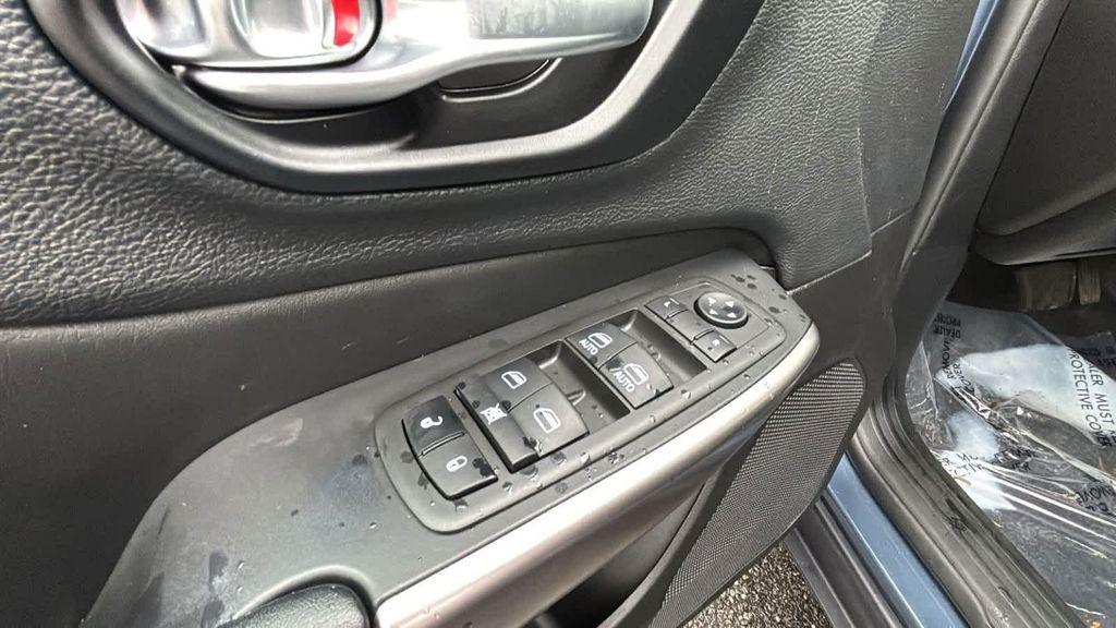 used 2022 Jeep Cherokee car, priced at $26,477
