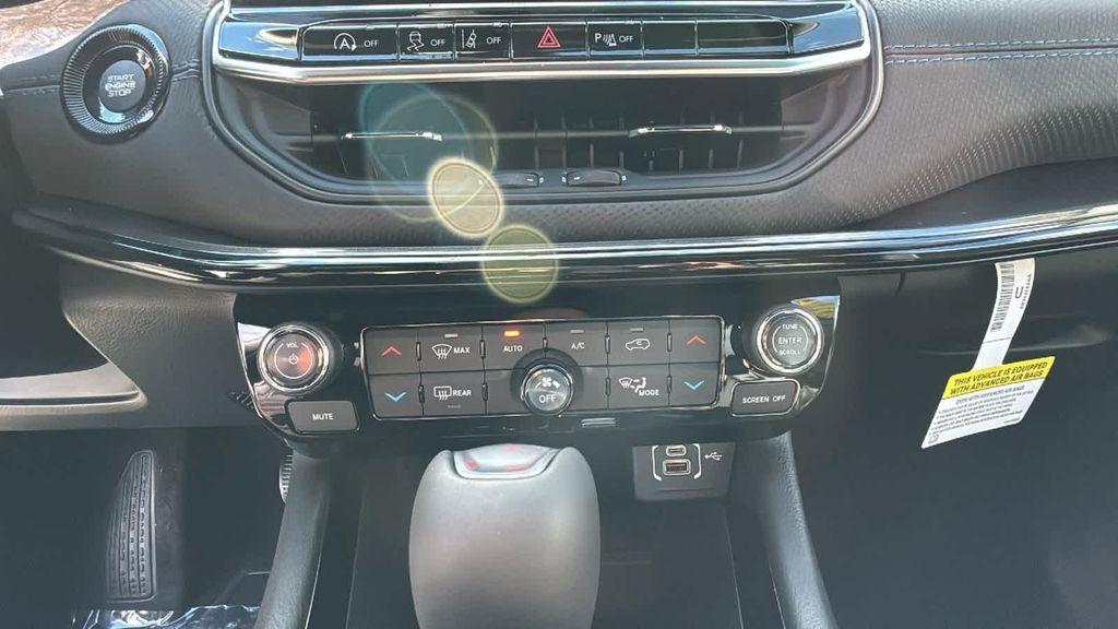 new 2026 Jeep Compass car, priced at $38,014