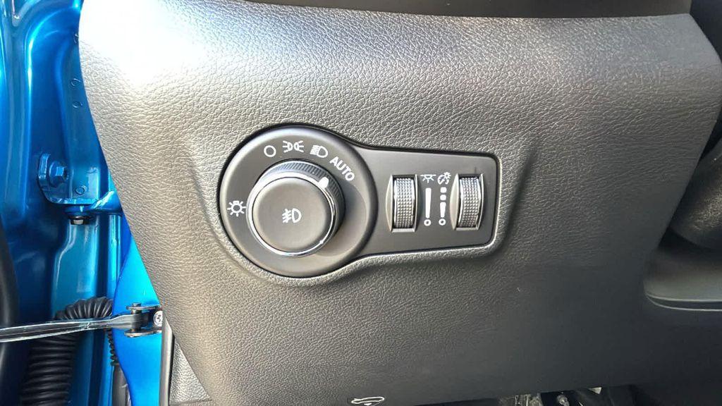 new 2026 Jeep Compass car, priced at $38,014