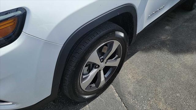used 2022 Jeep Cherokee car, priced at $27,480
