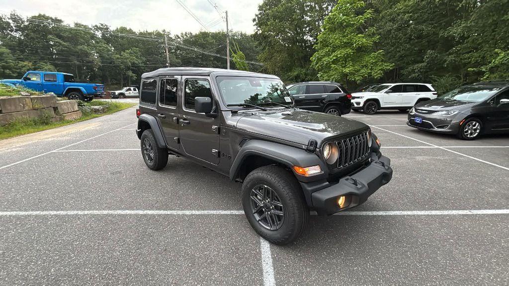 new 2025 Jeep Wrangler car, priced at $46,677