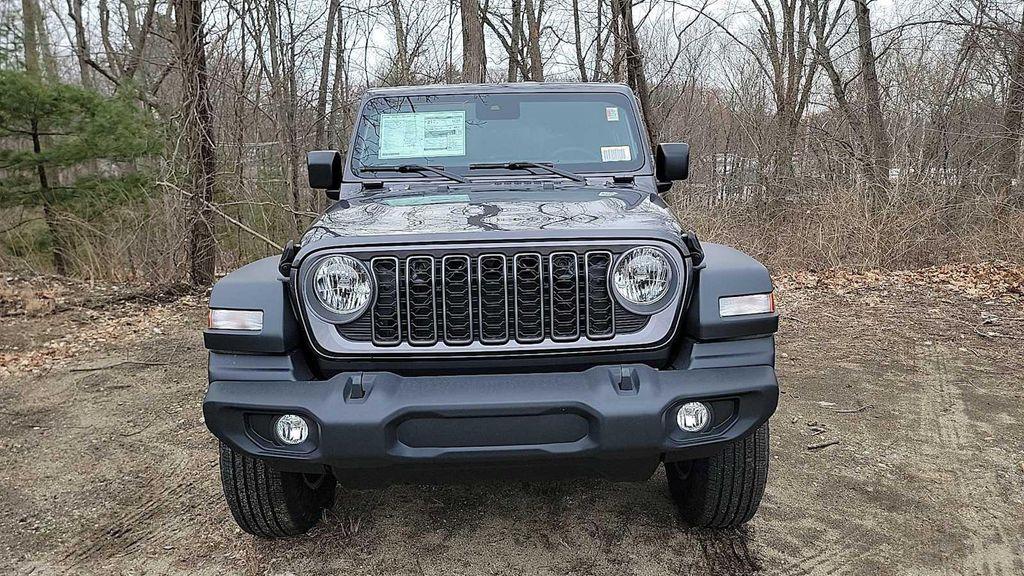 new 2025 Jeep Wrangler car, priced at $40,652