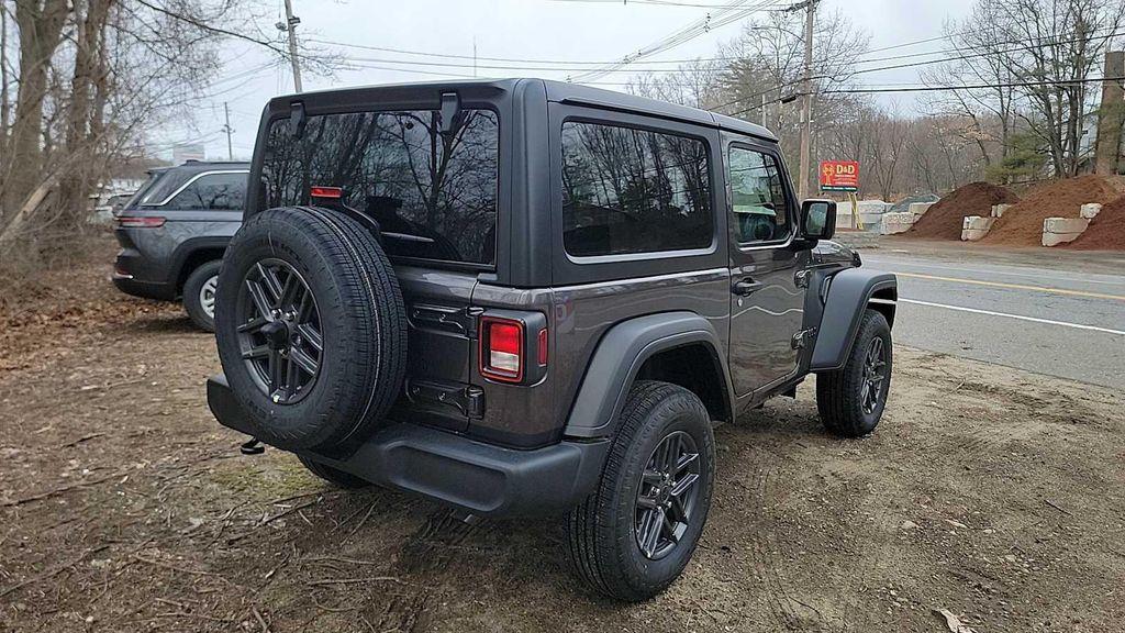 new 2025 Jeep Wrangler car, priced at $40,652