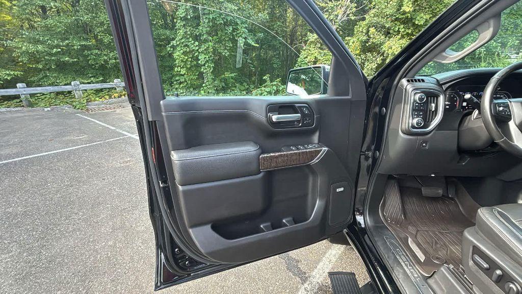 used 2021 GMC Sierra 1500 car, priced at $44,977