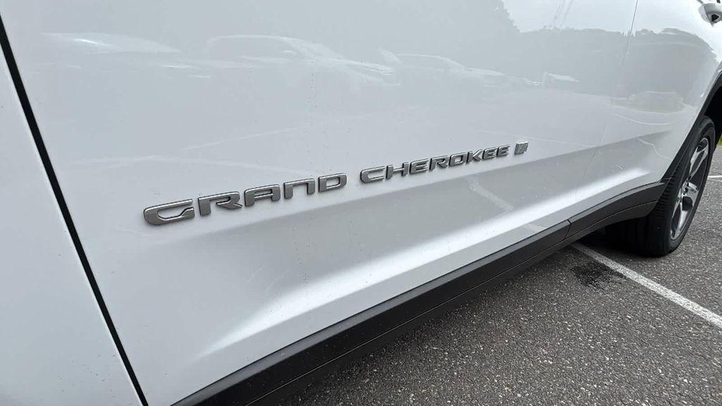 new 2025 Jeep Grand Cherokee L car, priced at $56,912
