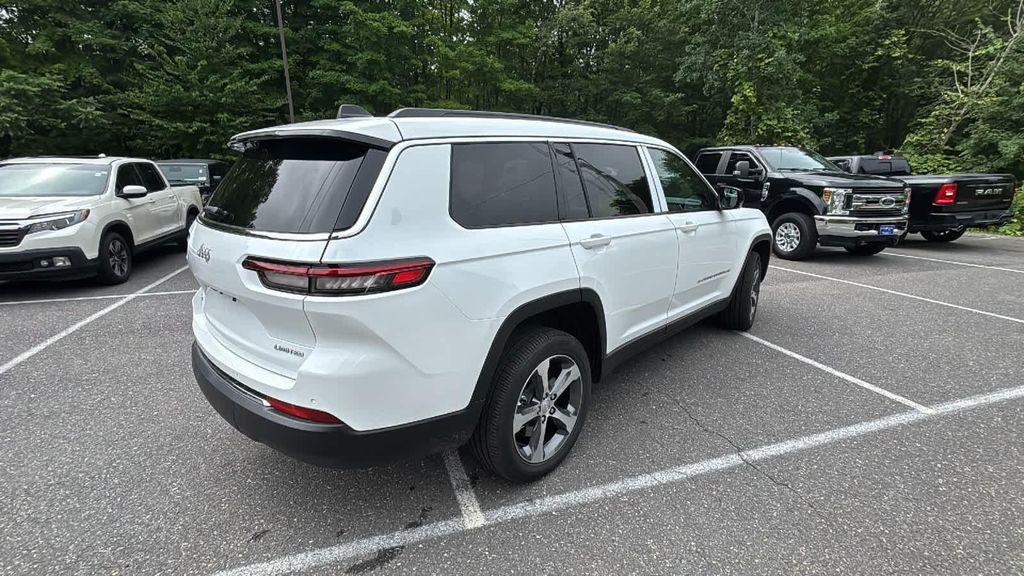 new 2025 Jeep Grand Cherokee L car, priced at $56,912