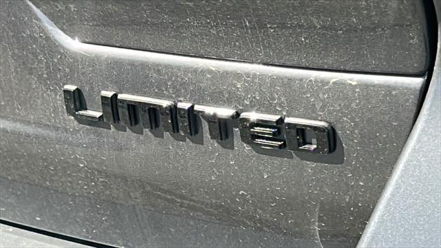 new 2025 Jeep Grand Cherokee car, priced at $48,458