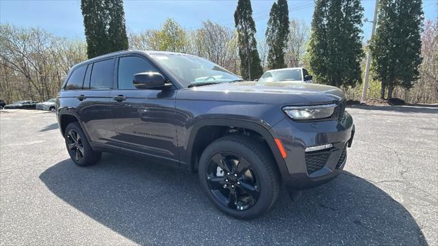 new 2025 Jeep Grand Cherokee car, priced at $48,458