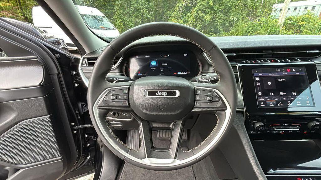 used 2023 Jeep Grand Cherokee car, priced at $29,977