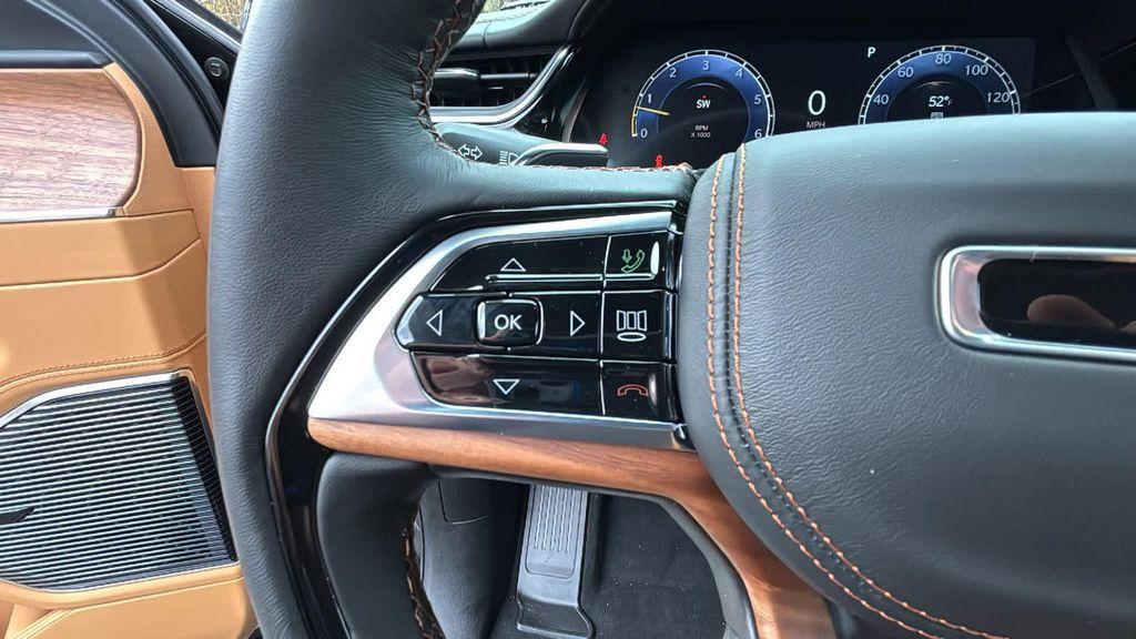 new 2025 Jeep Grand Cherokee car, priced at $68,044